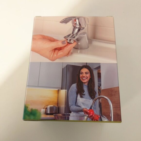 Greenlite Showerhead & Aerators High Efficiency Water Saving Kit Chrome Finish - Picture 3 of 4